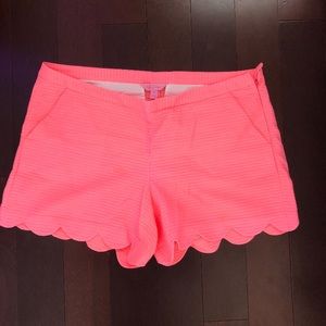 Lilly Pulitzer pink scalloped shorts